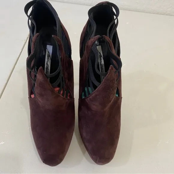Brian Atwood &quot;Supercharged 140&quot;  stiletto Bootie heels sz 37 / 6.5 - suede -