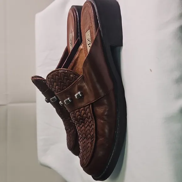 Brighton Brown Leather Mules