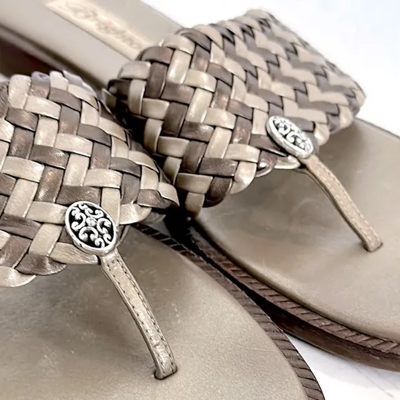 Brighton Orion silver and gray Sandals with Woven Strap and Thong Design EUC