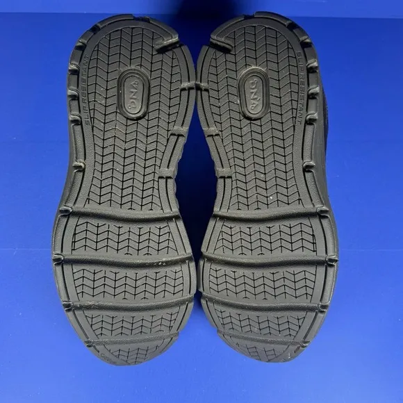 Brooks Addiction Walker 2 Triple Black Walking Shoes Sneakers Men's Size 11 4E
