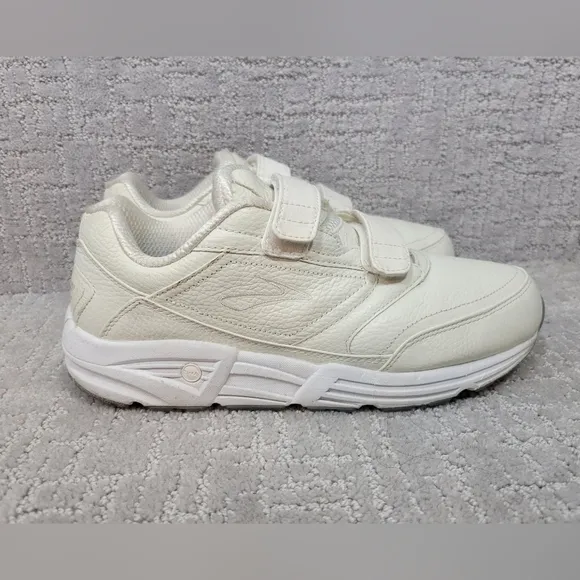 Brooks Addiction Walker V-Strap Mens Size 9.5 2E White Walking Shoes 1100404E111