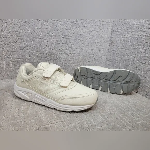 Brooks Addiction Walker V-Strap Mens Size 9.5 2E White Walking Shoes 1100404E111