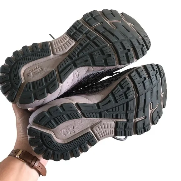 Brooks Adrenaline GTS 21 Lavender Purple Knit Running Athletic Shoes 6.5