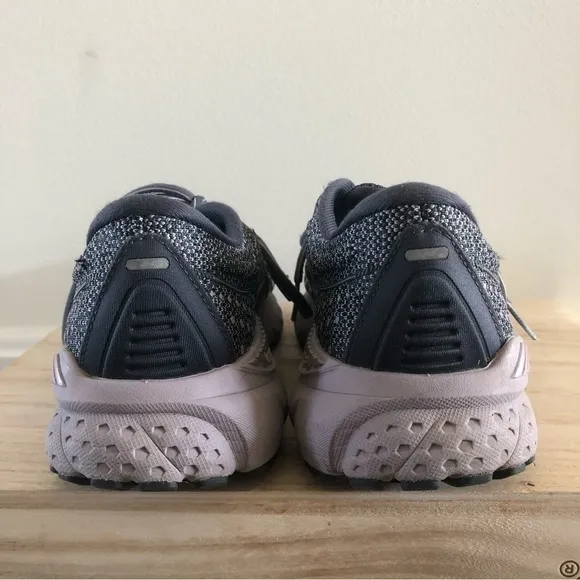 Brooks Adrenaline GTS 21 Lavender Purple Knit Running Athletic Shoes 6.5