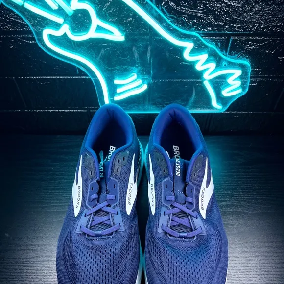 Brooks Beast 24 GTS 4E Wide Men’s Running Walking Shoes Sneakers Blue White - 13