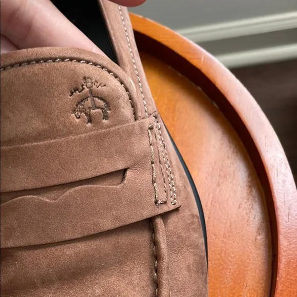 Brooks Brothers Brown Suede Loafers Slip-On Style made in ITALY