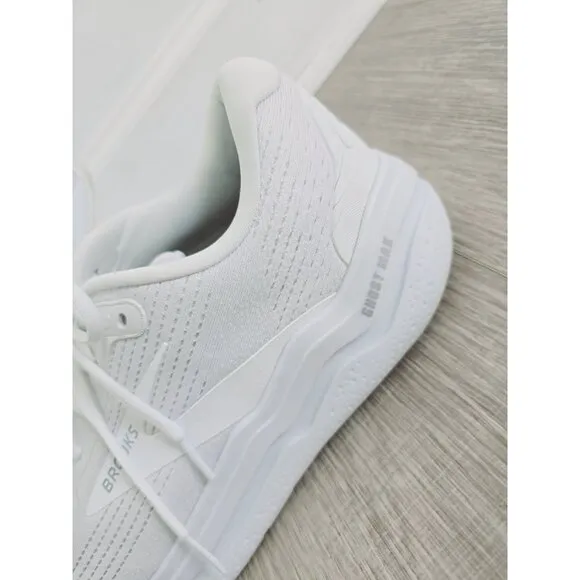 Brooks Ghost Max 2 Walking Athletic White Mens Running Shoes Sneakers Size 14