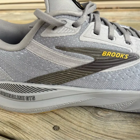 Brooks Men's Adrenaline 24 GTS Running Shoes