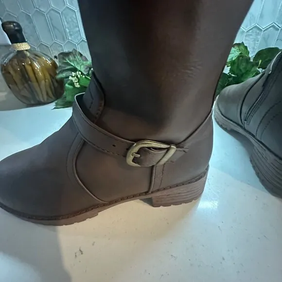 Brown Knee-High Boots With Buckle &amp; Side Zipper