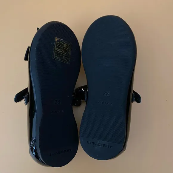 Burberry kid  marry Jane shoes
