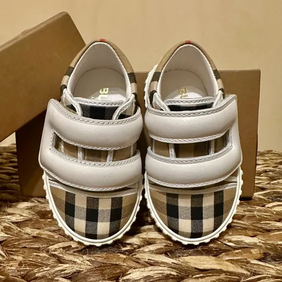 Burberry Kids Signature Print  Shoes