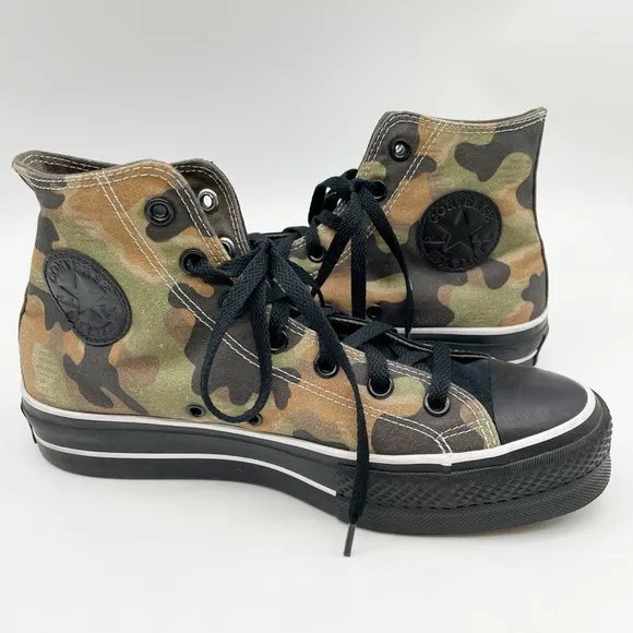 Camo and Black Converse High Top Shoes. Size 7 1/2