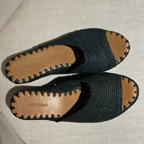 Carrie Forbes Karin Woven Raffia Wedge Slide Sandals. Size 37. New witho…