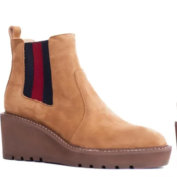 Cecelia New York Gemma Suede Boots in Nutella Womans MSRP $225