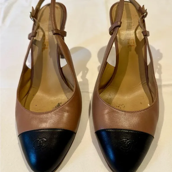 Chanel Elegant Women's Tan and Black Slingback Shoes