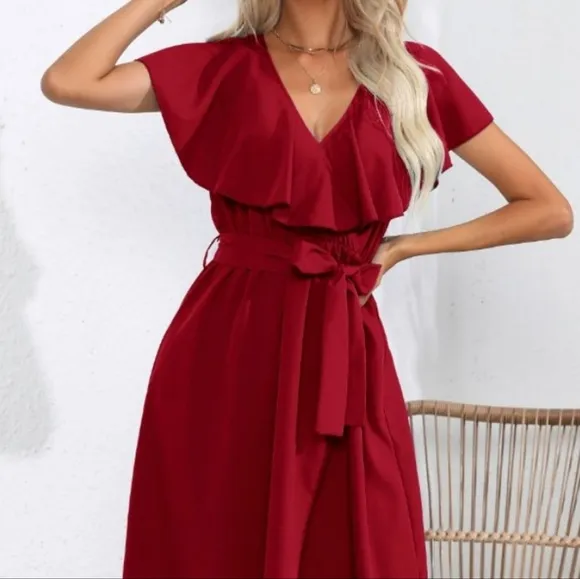Chic Cascade Tied Midi Dress - Wine