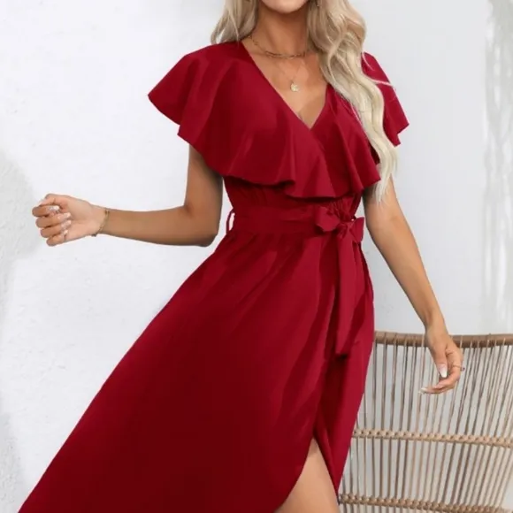 Chic Cascade Tied Midi Dress - Wine
