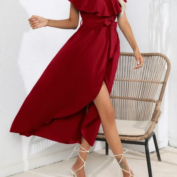 Chic Cascade Tied Midi Dress - Wine