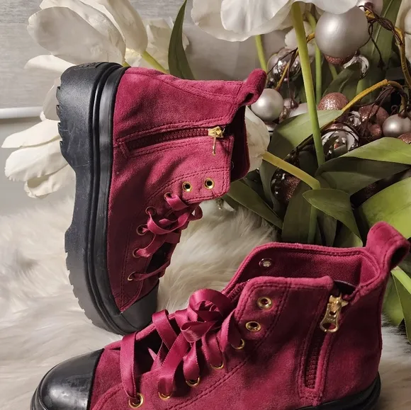 Chuck Taylor All Star Lugged Lift Platform Velvet women shoes size7.5 new