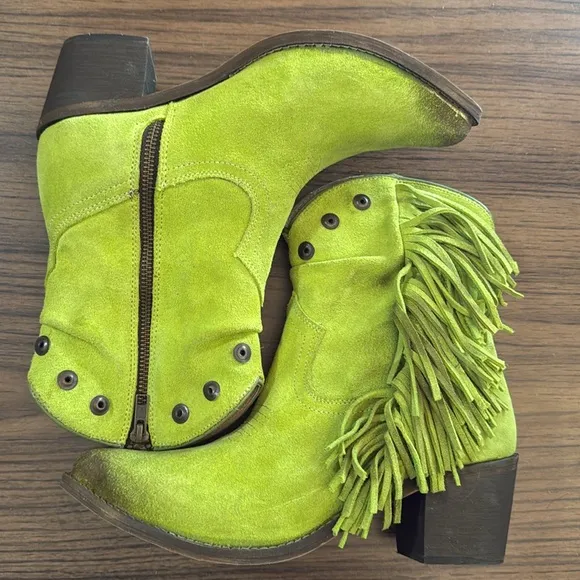 Circle G Women's Studded Suede Fringe Ankle Boots - Round Toe
