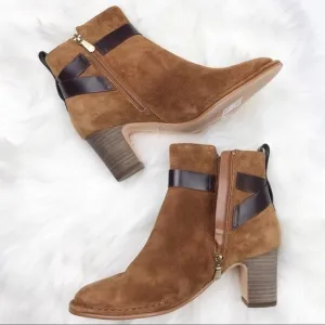 Clarks Artisan brown suede style wrap ankle boots