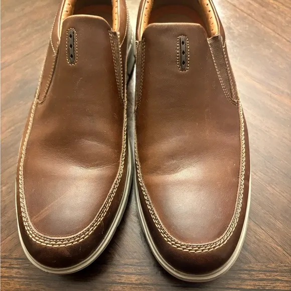 Clarks Brown Leather Slip-On Loafers with Rubber Sole