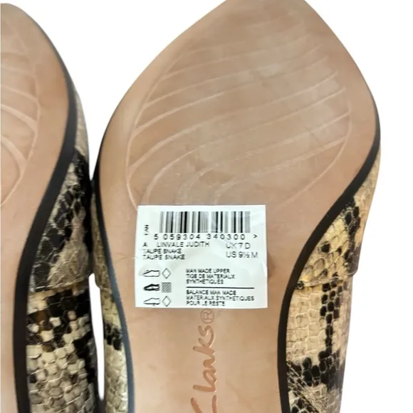 Clark’s Snakeskin Print ankle booties Linvale Judith Size 9.5 New without box