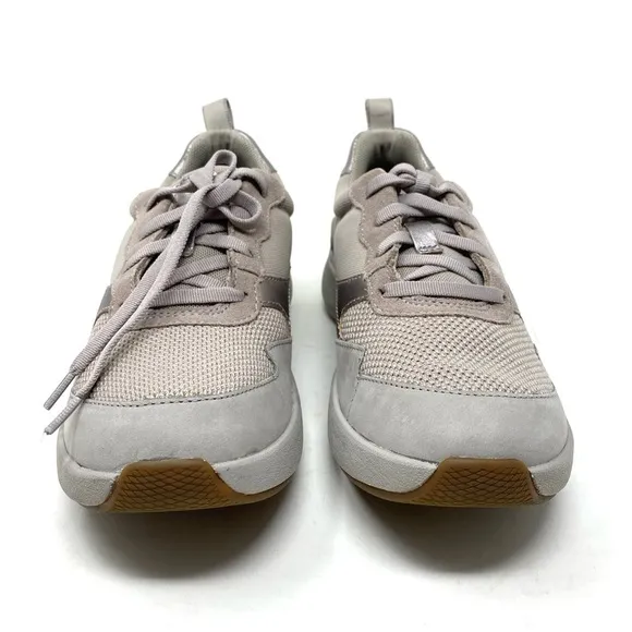 Clarks Wave 2.0 Move Women's Walking Shoes Stone WIDE