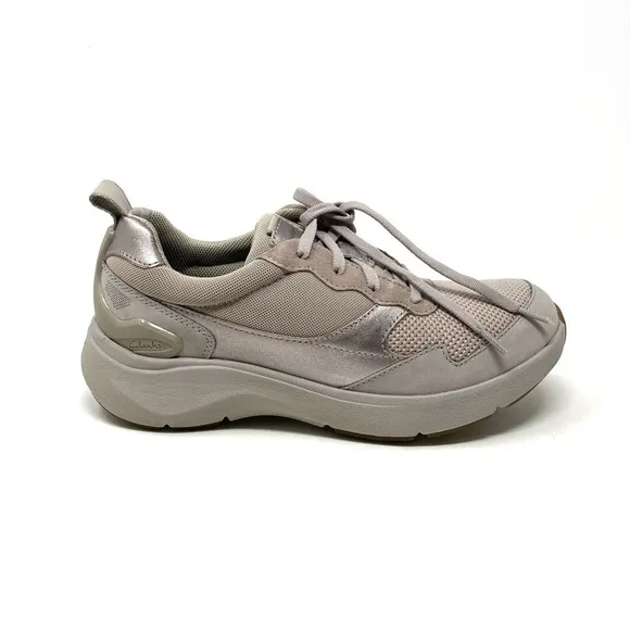 Clarks Wave 2.0 Move Women's Walking Shoes Stone WIDE