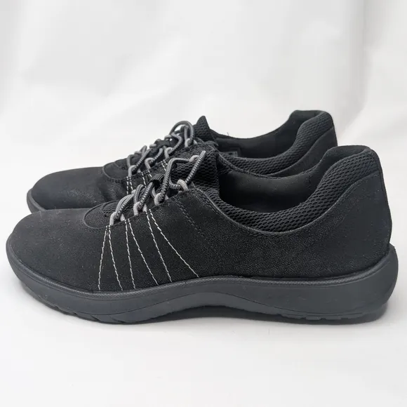 Clarks Women's Adella Stroll  Slip On Sneaker Black Shoes Cloudsteppers Walking