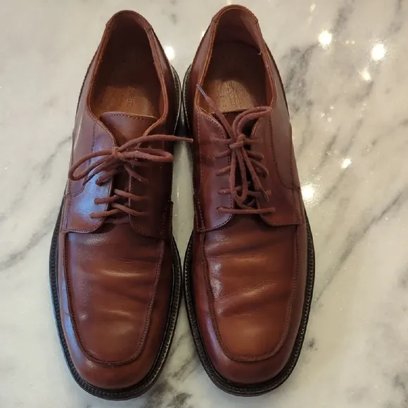 Classic Brown Leather Men's Shoes