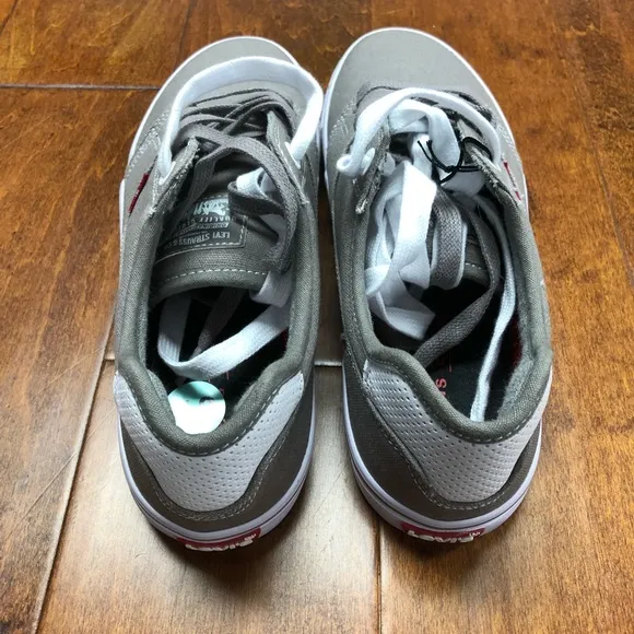 Classic Levi shoes Gray/White sz 8.5