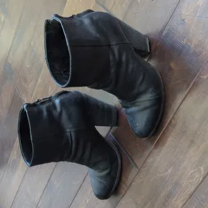 Classic Newbury Boots Size 38 Black