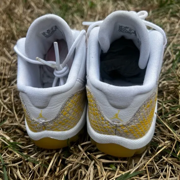 CLEAN Air Jordan 11 Yellow Snakeskin size 8c Toddler shoes