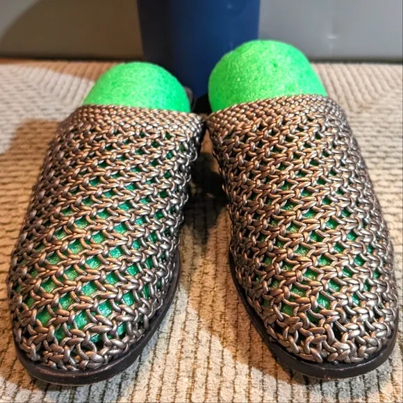 Cole Haan 8AA vintage 90s woven bronze leather mule sandals leather outsole