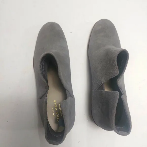 COLE HAAN Gray Suede Ankle Boots Size 8 NWNT