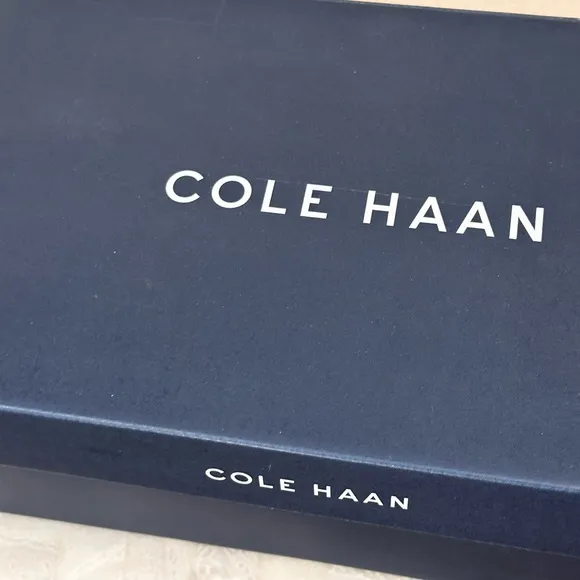Cole Haan‎ NWB size 8.5b black Camea Oxford shoes