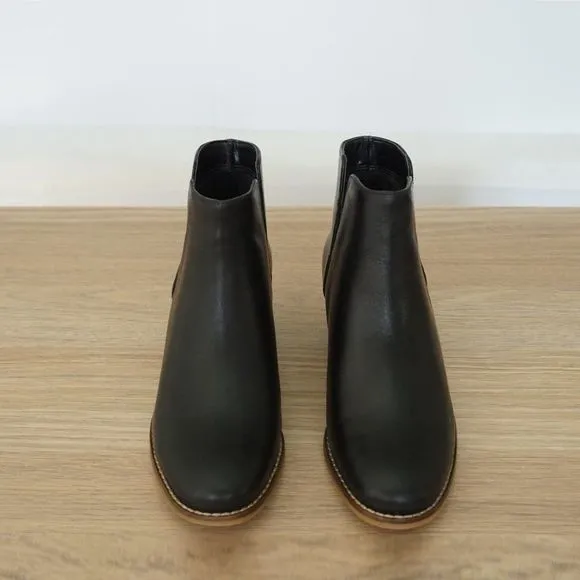 Cole Haan Women's Abbot Ankle Booties Black Leather Size 5C