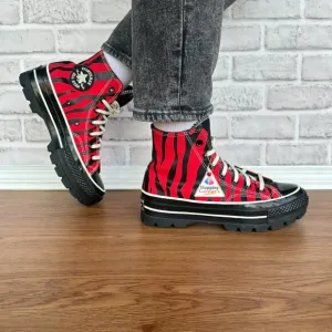 ⭐Converse All Star Lugged 2.0 High Top Sz 7.5 Womens Shoes Red/Black A12843C New