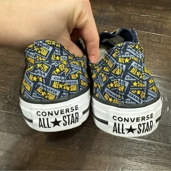 Converse Chuck Taylor All Star Logo Play Sneaker Size 8 Women