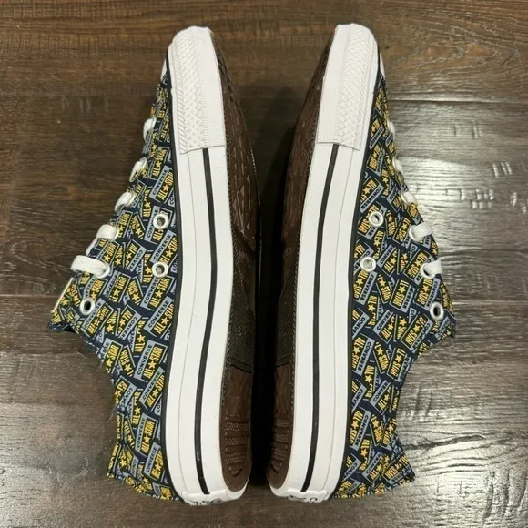 Converse Chuck Taylor All Star Logo Play Sneaker Size 8 Women