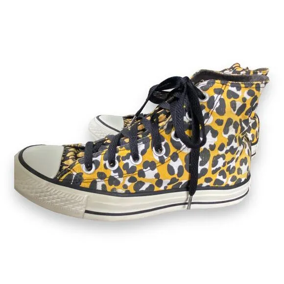 Converse Chuck Taylor high top cheetah Sneaker Wm Size 6