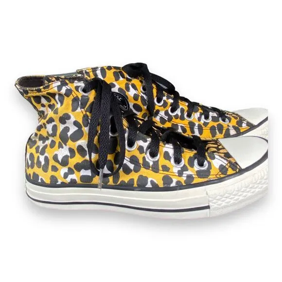Converse Chuck Taylor high top cheetah Sneaker Wm Size 6
