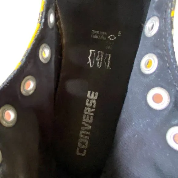 Converse Chuck Taylor high top cheetah Sneaker Wm Size 6