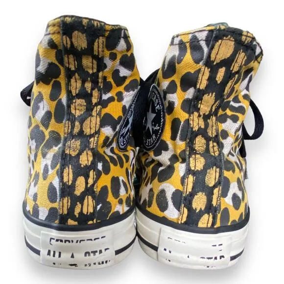 Converse Chuck Taylor high top cheetah Sneaker Wm Size 6