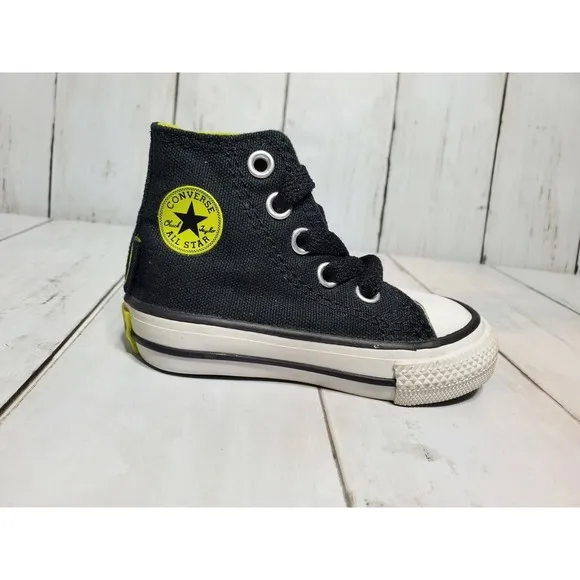 Converse Chuck Taylor High Top Shoes Infant Size 3 Dr. Seuss The Grinch Black