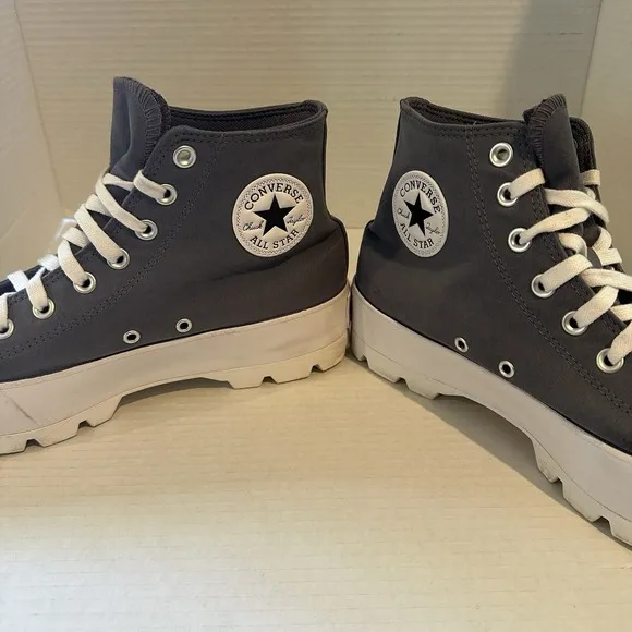 Converse Chuck Taylor Platform Shoes Hi Top Grey Women's Size 11- Slightly Used