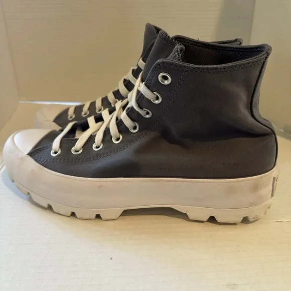 Converse Chuck Taylor Platform Shoes Hi Top Grey Women's Size 11- Slightly Used