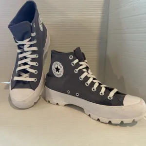 Converse Chuck Taylor Platform Shoes Hi Top Grey Women's Size 11- Slightly Used