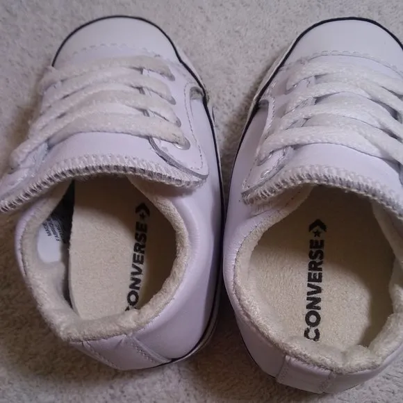 Converse Cribster Mid Baby Shoes White/Natural Ivory/White New Still In Box.....